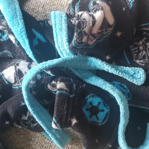 Boys StarWars robe - Picture 3 of 4